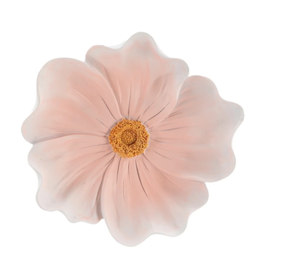Decoratieve Wandbloem ‘ zacht roze cosmos ’ – 15,3 x 3 x 14,3 cm