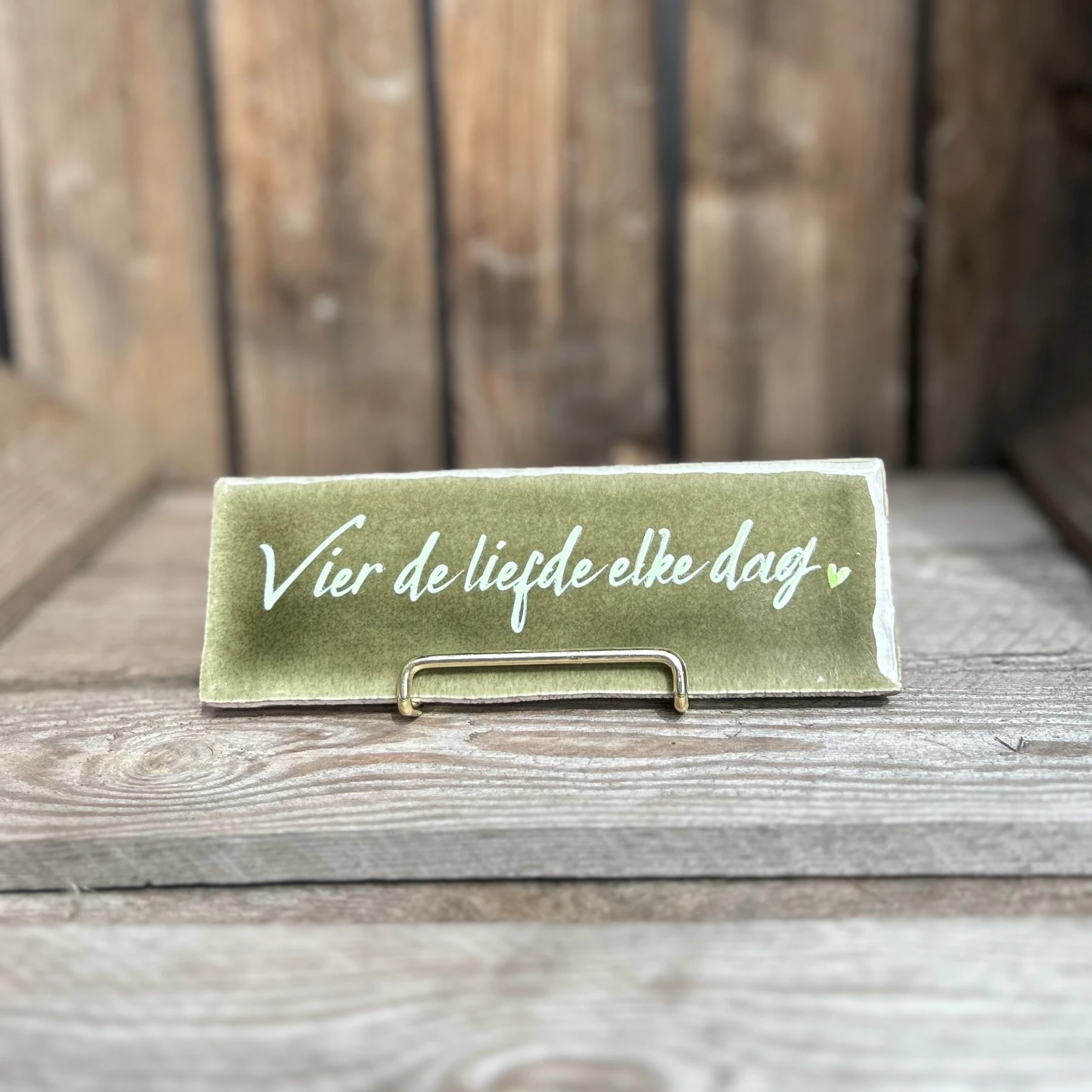 Vier de liefde elke dag / groen (Langwerpig tegeltje)